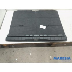 Peugeot - 5008 - Coffre tapis