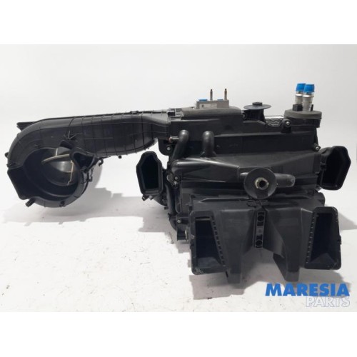 Peugeot - 5008 - Heater housing