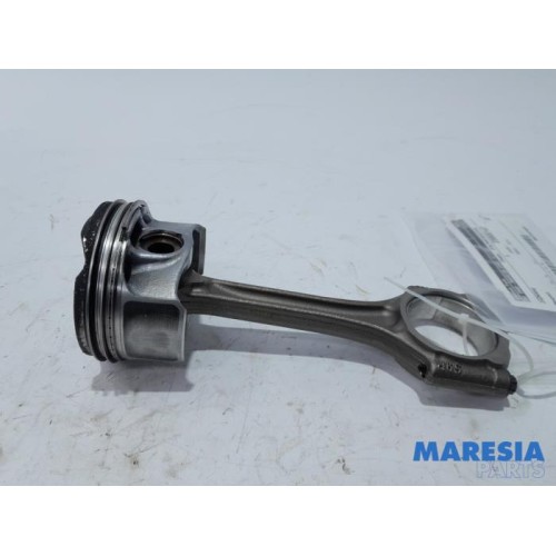 Peugeot - 308 - Connecting rod