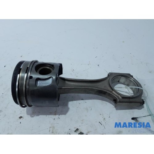 Peugeot - 508 - Connecting rod