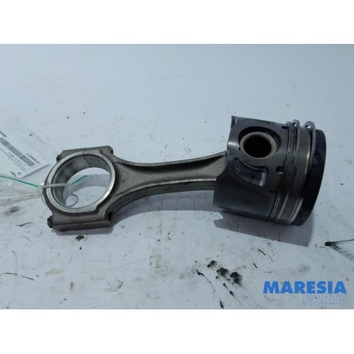 Peugeot - 508 - Connecting rod