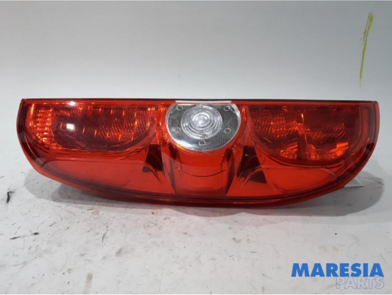 Opel - Combo - Rücklicht links