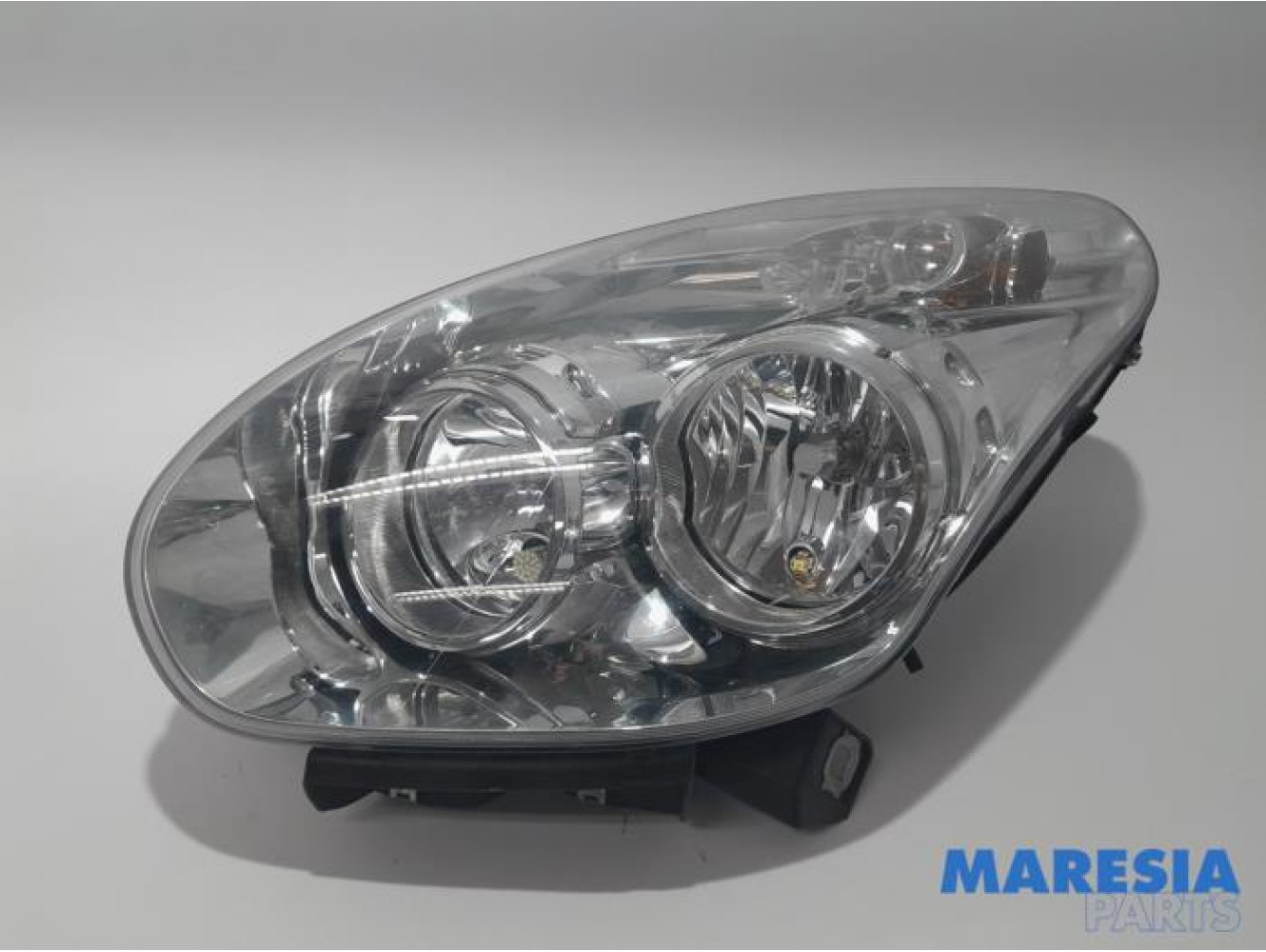 Opel - Combo - Scheinwerfer links