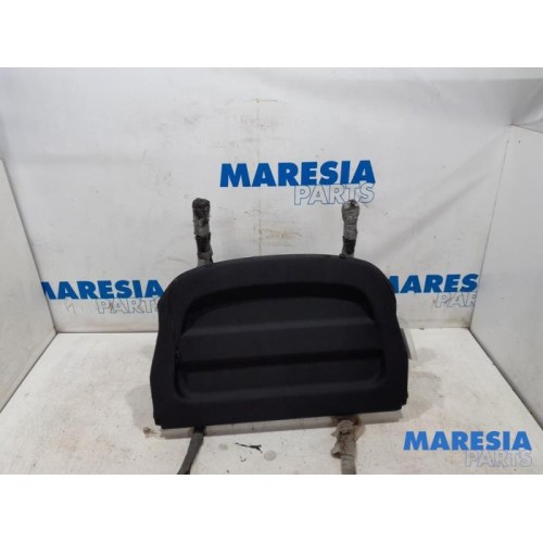 Renault - Megane - Parcel shelf