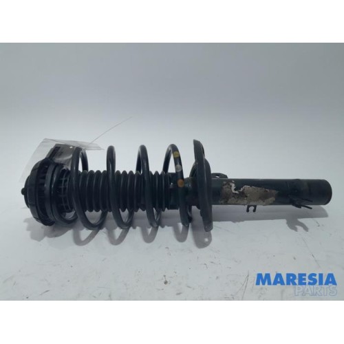 Peugeot - 208 - Front shock absorber rod, right