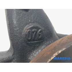 Peugeot - 208 - Knuckle, front left