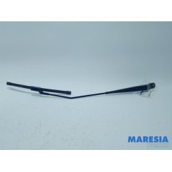 Peugeot - 208 - Front wiper arm