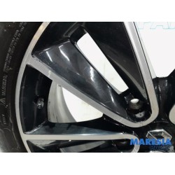Renault - Megane - Sportvelgenset + banden