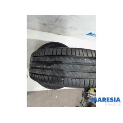 Renault - Megane - Sportvelgenset + banden