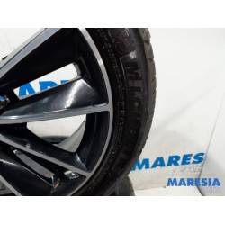 Renault - Megane - Sportvelgenset + banden