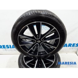Renault - Megane - Sportvelgenset + banden