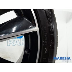 Renault - Megane - Sportvelgenset + banden