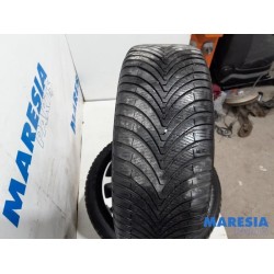 Peugeot - 5008 - Sportvelgenset + winterbanden