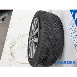 Peugeot - 5008 - Sportvelgenset + winterbanden