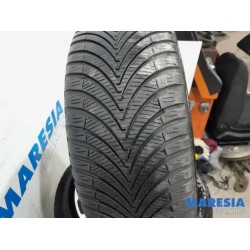 Peugeot - 5008 - Sportvelgenset + winterbanden