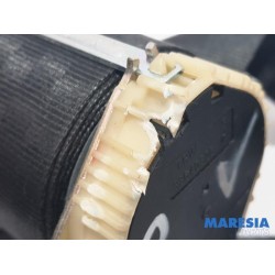 Renault - Twingo - Front seatbelt, right