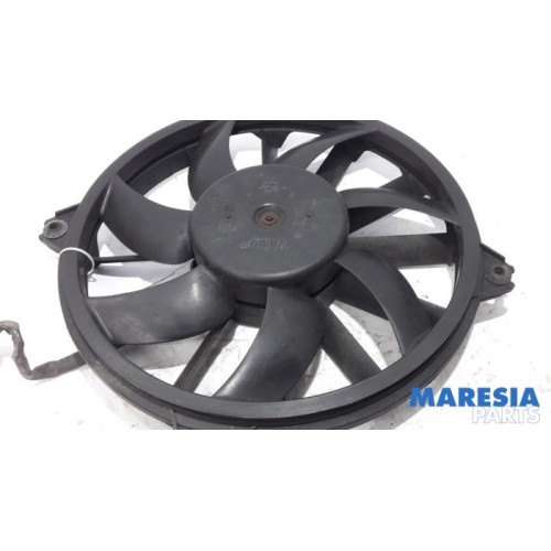 Citroen - C4 - Fan motor