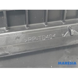 Citroen - C4 - Air box