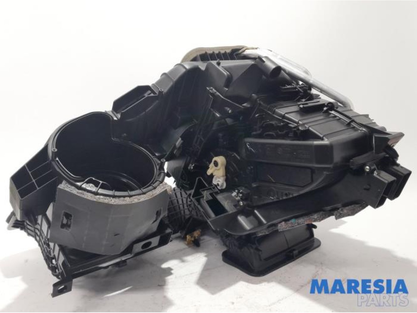 Opel - Combo - Heater housing