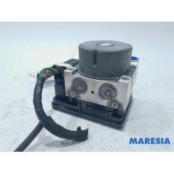 Peugeot - 208 - ABS Pumpe