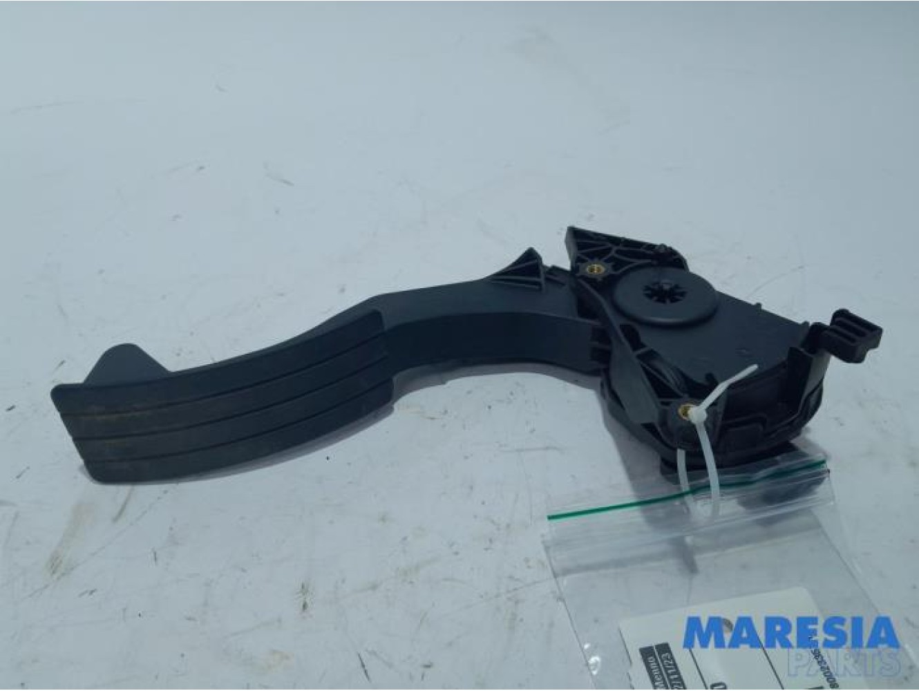 Renault - Twingo - Throttle pedal position sensor