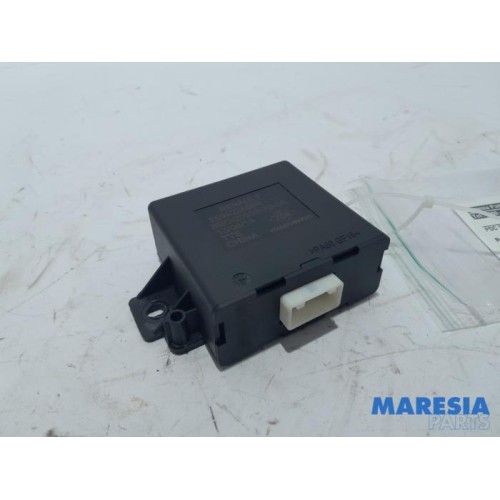 Renault - Twingo - PDC Module