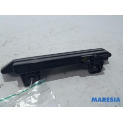 Renault - Twingo - Third brake light
