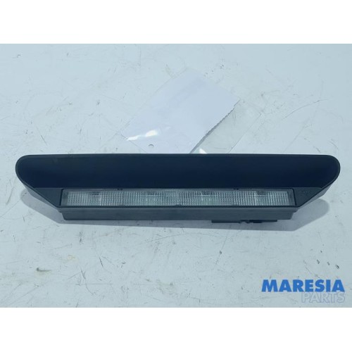 Renault - Twingo - Third brake light