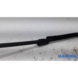 Renault - Twingo - Front wiper arm