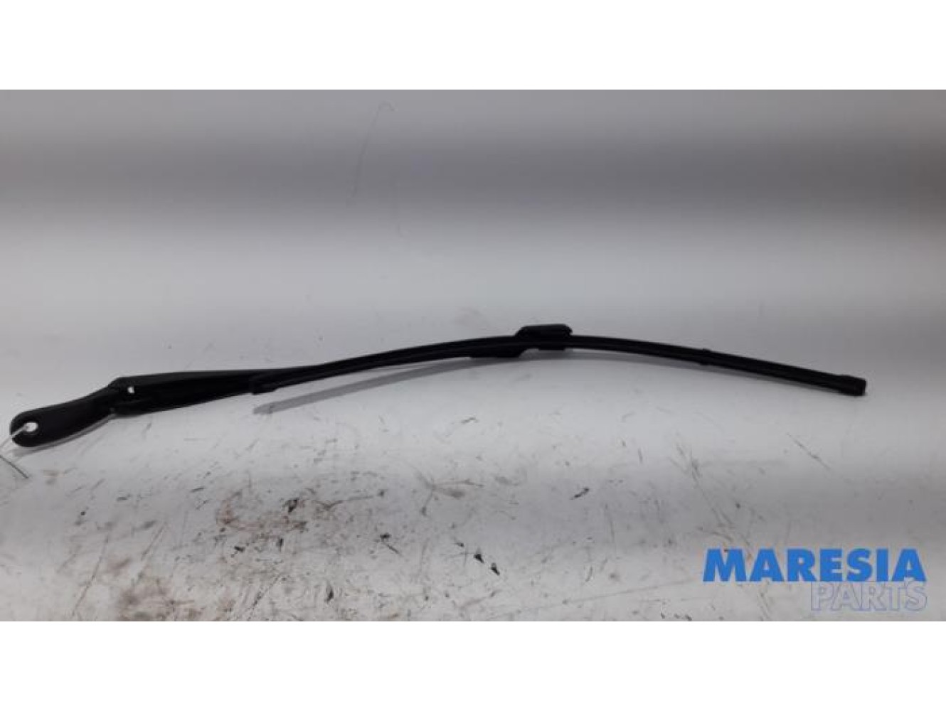 Renault - Twingo - Front wiper arm