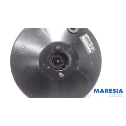 Renault - Twingo - Brake servo