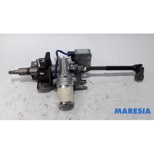 Renault - Twingo - Steering column housing