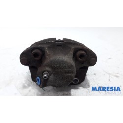 Renault - Twingo - Front brake calliper, left