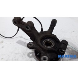 Renault - Twingo - Knuckle, front right