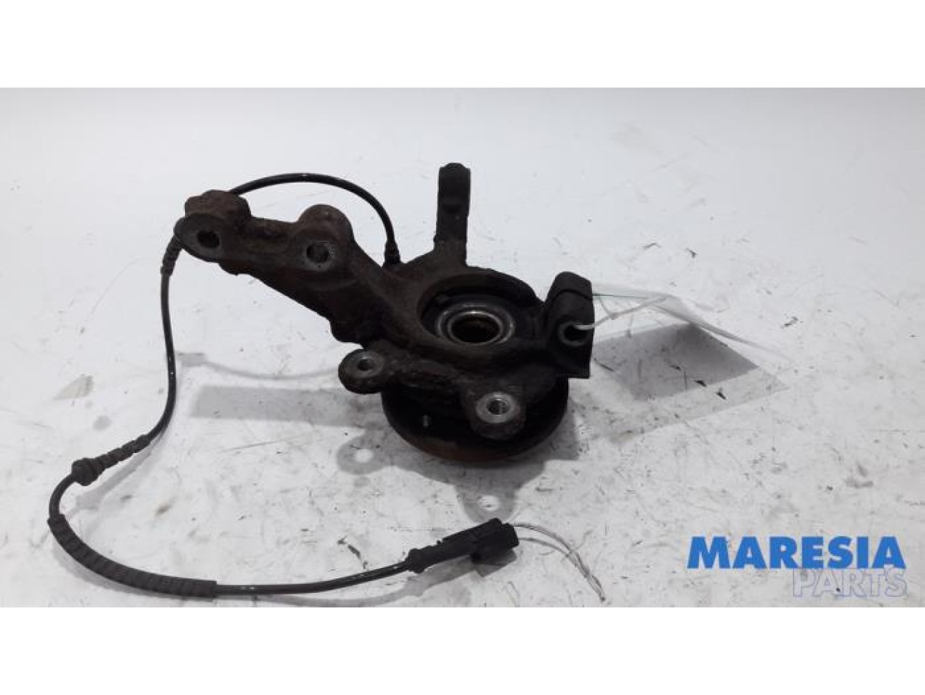 Renault - Twingo - Knuckle, front right