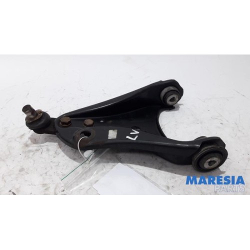 Renault - Twingo - Bras de suspension bas avant gauche