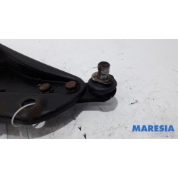 Renault - Twingo - Front lower wishbone, right