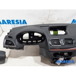 Renault - Megane - Airbag set + dashboard