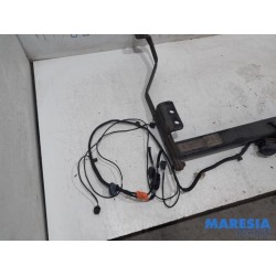 Renault - Trafic - Towbar
