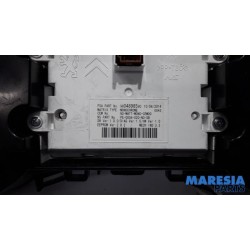 Peugeot - 5008 - Instrument panel