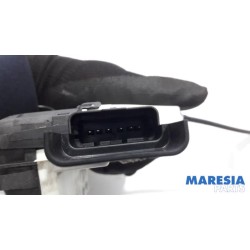 Peugeot - 5008 - Door lock mechanism 4-door, front left