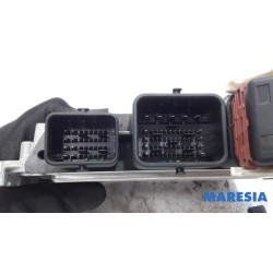 Peugeot - 5008 - Engine management computer