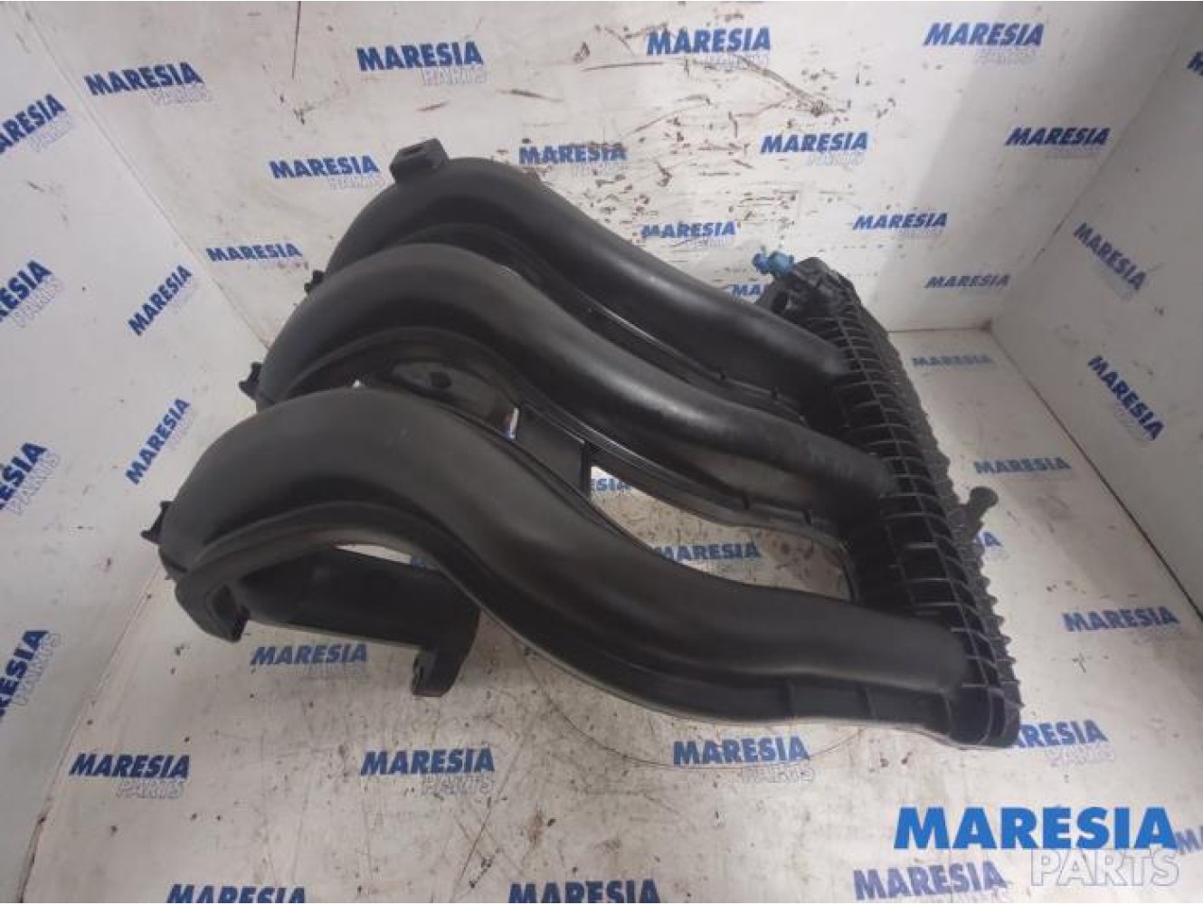 Peugeot - 208 - Intake manifold