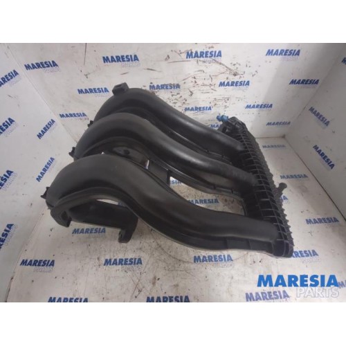Peugeot - 208 - Intake manifold