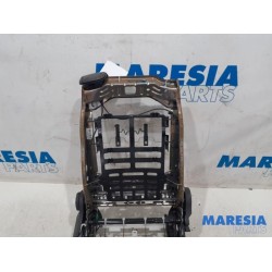 Renault - Megane - Seat frame