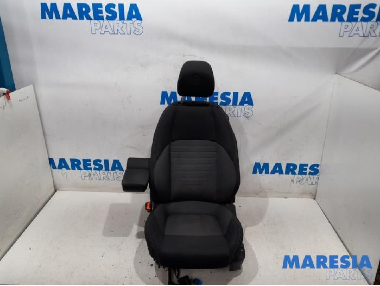Alfa Romeo - Giulietta - Sitz links