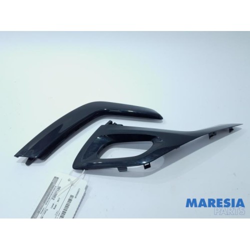 Peugeot - 208 - Door handle 4-door, front left