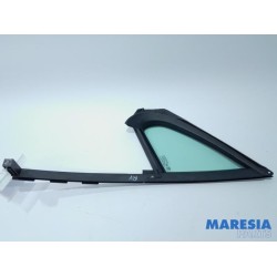 Peugeot - 208 - Vitre triangulaire avant droite