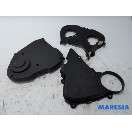 Peugeot - 307 - Couvercle de distribution