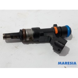 Renault - Clio - Injector (petrol injection)